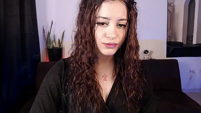Snapshot of liz-beths chatting on 01/08/26, 05:48 liz-beths online show from 01/08/26, 05:48