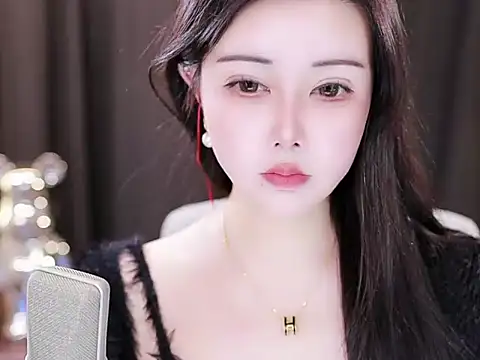 Snapshot of Qiaoqiao_ chatting on 12/30/24, 09:27 Qiaoqiao online show from 12/30/24, 09:27
