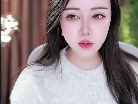 Snapshot of Qiaoqiao_ chatting on 01/10/25, 10:28 Qiaoqiao online show from 01/10/25, 10:28