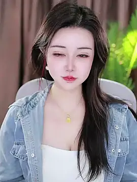 Snapshot of Qiaoqiao_ chatting on 01/27/25, 08:40 Qiaoqiao online show from 01/27/25, 08:40