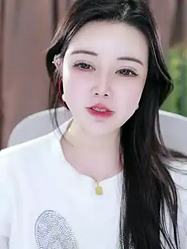 Snapshot of Qiaoqiao_ chatting on 01/27/25, 06:31 Qiaoqiao online show from 01/27/25, 06:31
