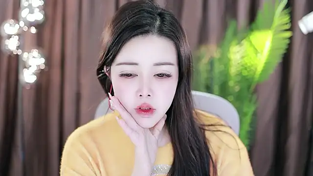 Snapshot of Qiaoqiao_ chatting on 01/31/25, 07:50 Qiaoqiao online show from 01/31/25, 07:50
