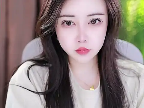 Snapshot of Qiaoqiao_ chatting on 02/04/25, 04:39 Qiaoqiao online show from 02/04/25, 04:39