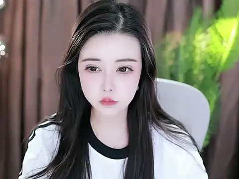 Snapshot of Qiaoqiao_ chatting on 02/07/25, 01:22 Qiaoqiao online show from 02/07/25, 01:22