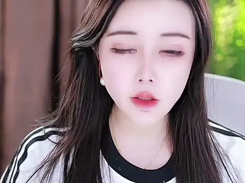 Snapshot of Qiaoqiao_ chatting on 02/07/25, 04:35 Qiaoqiao online show from 02/07/25, 04:35