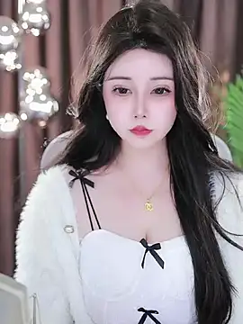 Snapshot of Qiaoqiao_ chatting on 02/26/25, 10:47 Qiaoqiao online show from 02/26/25, 10:47