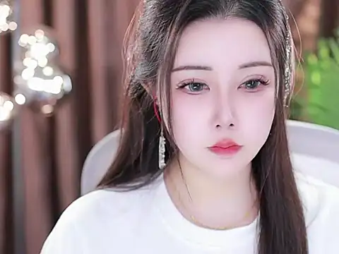 Snapshot of Qiaoqiao_ chatting on 03/03/25, 07:10 Qiaoqiao online show from 03/03/25, 07:10