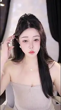 Snapshot of Qiaoqiao_ chatting on 09/14/25, 10:03 Qiaoqiao online show from 09/14/25, 10:03