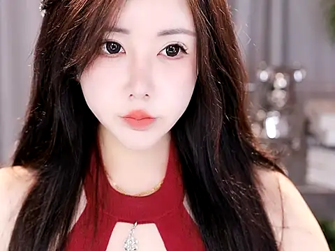 Snapshot of Qiaoqiao_ chatting on 10/19/25, 09:43 Qiaoqiao online show from 10/19/25, 09:43