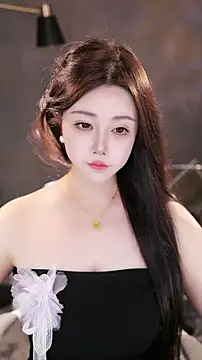 Snapshot of Qiaoqiao_ chatting on 10/21/25, 03:57 Qiaoqiao online show from 10/21/25, 03:57