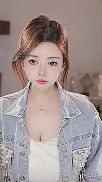 Snapshot of Qiaoqiao_ chatting on 12/20/25, 04:14 Qiaoqiao online show from 12/20/25, 04:14