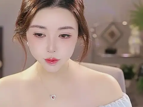 Snapshot of Qiaoqiao_ chatting on 01/08/26, 04:20 Qiaoqiao online show from 01/08/26, 04:20