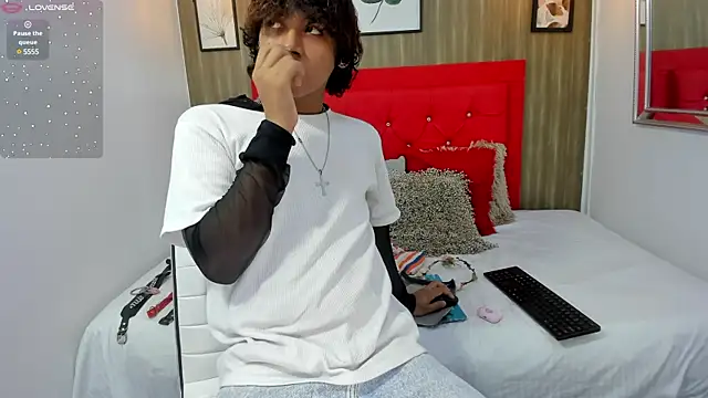 axel ps online show from 03/18/25, 10:04