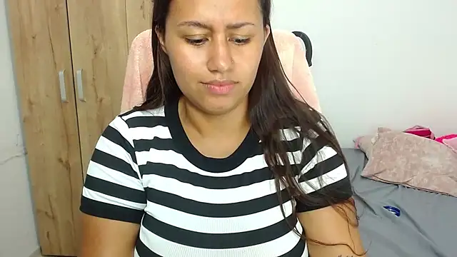 Snapshot of liza_angelis chatting on 07/22/26, 06:54 liza angelis online show from 07/22/26, 06:54