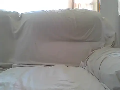 Snapshot of Luvstrokingoncam chatting on 03/31/26, 03:56 Luvstrokingoncam online show from 03/31/26, 03:56