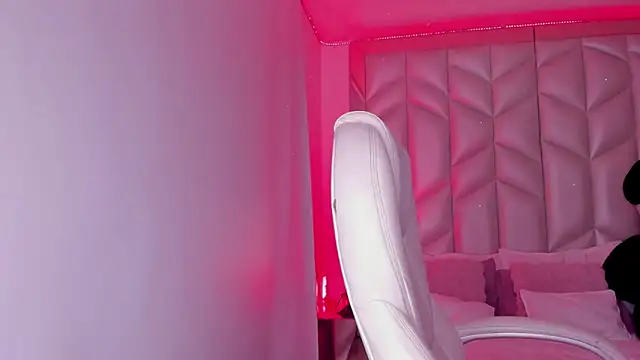 AlhanaRose online show from 01/07/25, 11:35