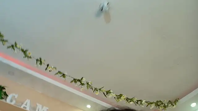 flavia cruz online show from 12/04/25, 07:00