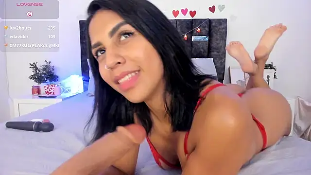 Snapshot of sharonmiller_2_ chatting on 02/18/25, 12:15 sharonmiller 2 online show from 02/18/25, 12:15