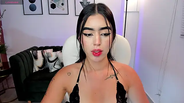 zoee jackson online show from 12/16/24, 06:49