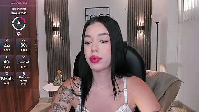 Snapshot of zoee_jackson chatting on 06/01/26, 07:37 zoee jackson online show from 06/01/26, 07:37