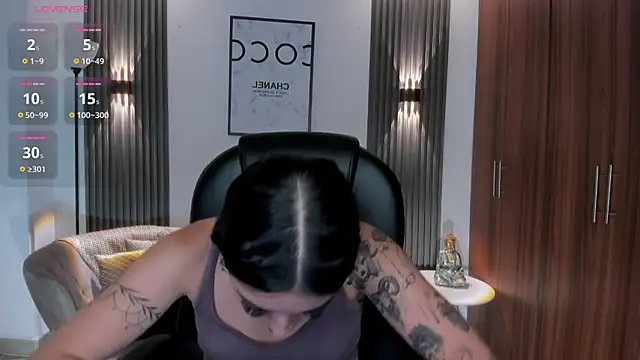 Snapshot of zoee_jackson chatting on 06/25/26, 06:34 zoee jackson online show from 06/25/26, 06:34