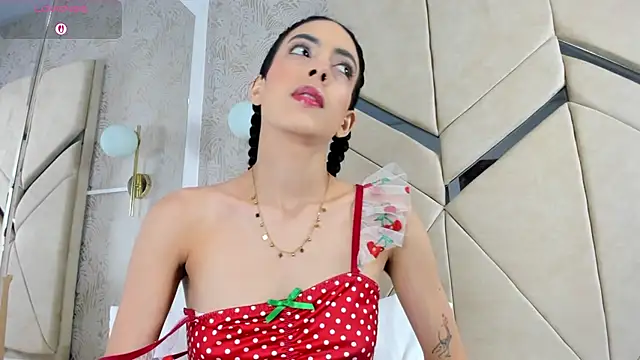 Snapshot of LilitRobins chatting on 10/14/25, 09:59 LilitRobins online show from 10/14/25, 09:59