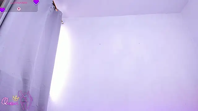LilitRobins online show from 06/05/26, 08:47