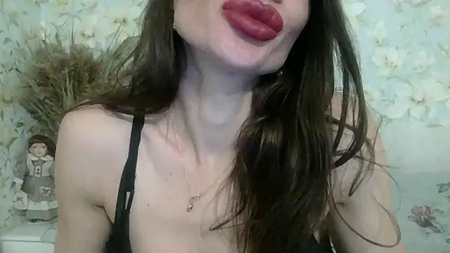 KikoBirds29 online show from 02/11/25, 05:29