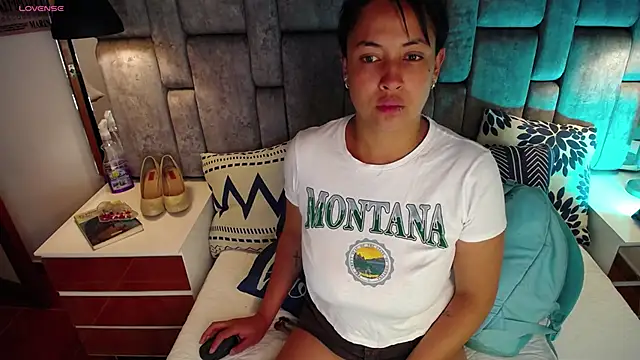 MirandaDream2 online show from 12/15/24, 11:55
