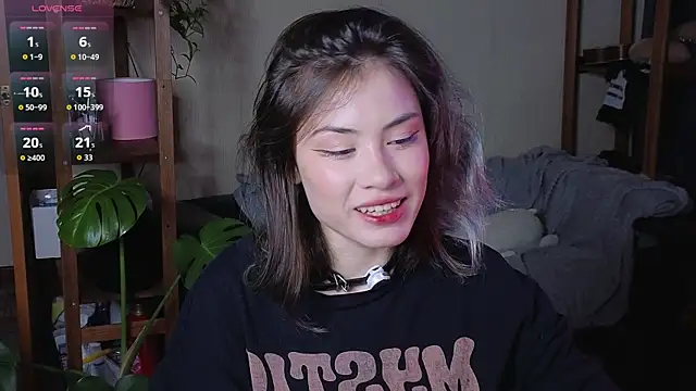 Snapshot of alicekiit chatting on 10/13/25, 07:03 alicekiit online show from 10/13/25, 07:03