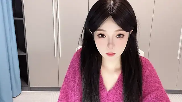 Q-ing online show from 10/14/25, 01:01