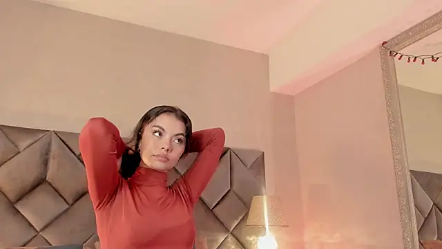 Luisa0110 online show from 07/24/26, 04:16