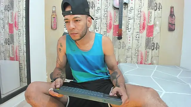 Andrey u92 online show from 02/08/25, 03:41