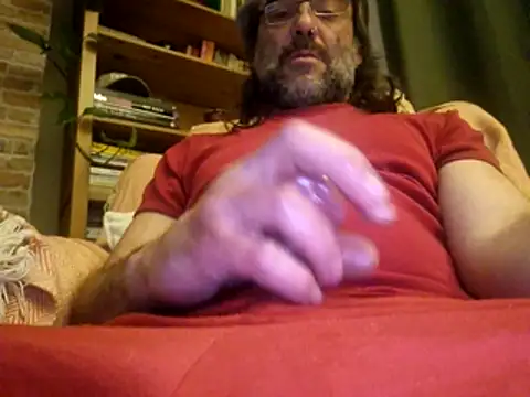 Snapshot of stavroun chatting on 02/05/26, 12:26 stavroun online show from 02/05/26, 12:26