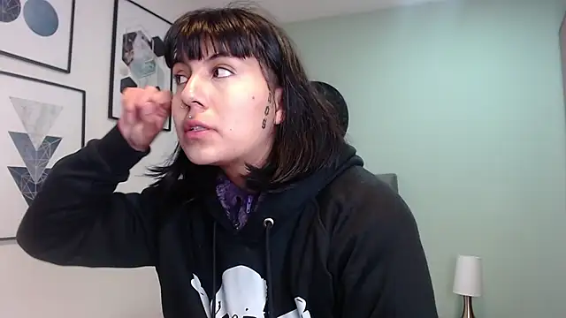 amy adams1 online show from 10/15/25, 04:34