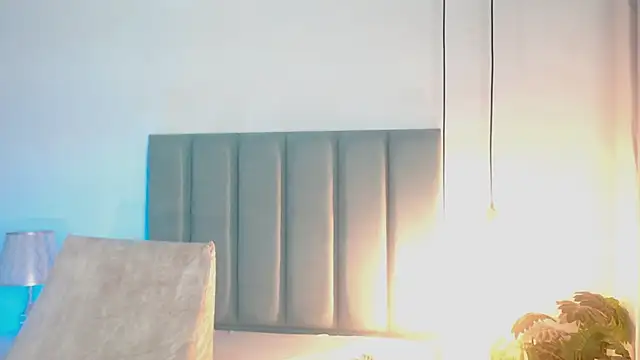 Snapshot of SabrinaWarrenn chatting on 12/07/24, 06:15 SabrinaWarrenn online show from 12/07/24, 06:15