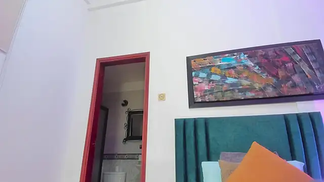 Snapshot of SabrinaWarrenn chatting on 02/14/25, 11:53 SabrinaWarrenn online show from 02/14/25, 11:53