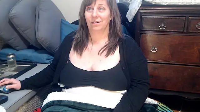 ladyscarlotta online show from 01/14/25, 07:53