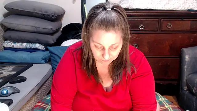 ladyscarlotta online show from 02/01/25, 05:49