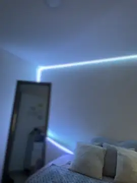 Snapshot of AmmyCollinsW chatting on 10/11/25, 08:40 AmmyCollinsW online show from 10/11/25, 08:40