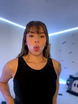 Snapshot of AmmyCollinsW chatting on 10/29/25, 09:38 AmmyCollinsW online show from 10/29/25, 09:38