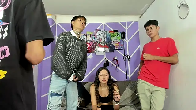 Fresahot2005 online show from 12/11/24, 07:57