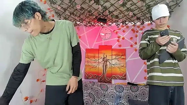 Snapshot of Fresahot2005 chatting on 12/02/25, 02:01 Fresahot2005 online show from 12/02/25, 02:01