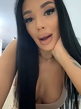 Snapshot of amirahylerr chatting on 01/08/25, 09:01 amirahylerr online show from 01/08/25, 09:01