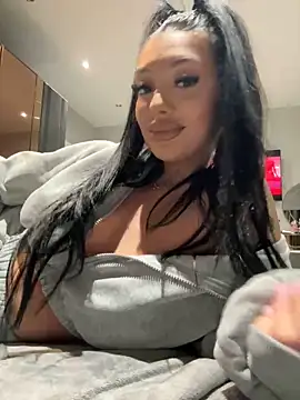 Snapshot of amirahylerr chatting on 02/04/25, 08:28 amirahylerr online show from 02/04/25, 08:28