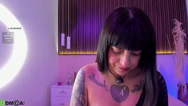 Liz grey  online show from 06/10/26, 10:08