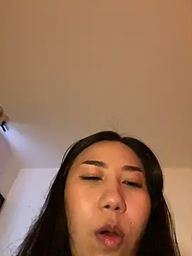 Aimilayne online show from 07/03/26, 10:16