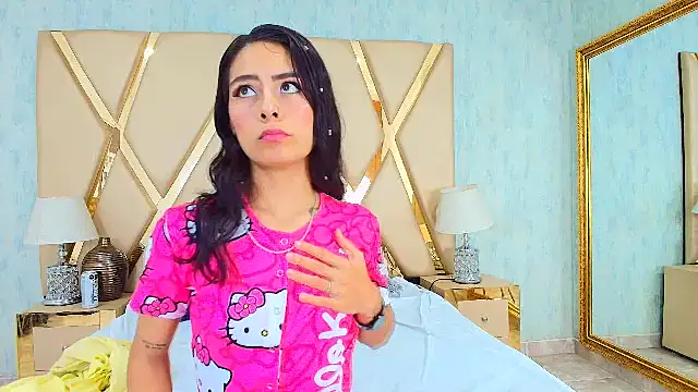 NicoleEsposito online show from 12/31/24, 03:12