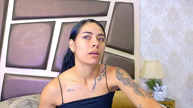NicoleEsposito online show from 06/05/26, 12:55