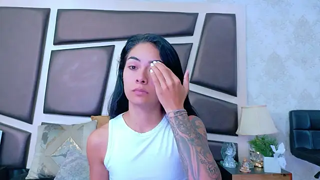 NicoleEsposito online show from 06/11/26, 12:58